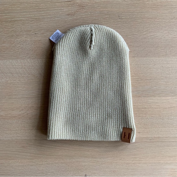 BEAU HUDSON ADULT SIGNATURE KNIT BEANIE TAN - Picture 5 of 8